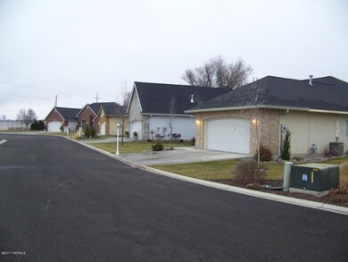 Ray Rd community