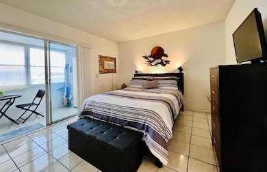 135 Dorchester F, West Palm Beach, FL 33417 - photo 6