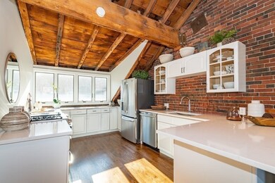 57 Fulton St unit 10, Boston, MA 02109 - photo 2