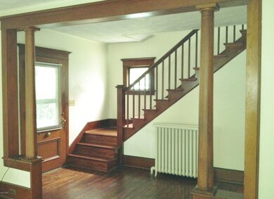 201 W High St, Milford, PA 18337 - photo 2