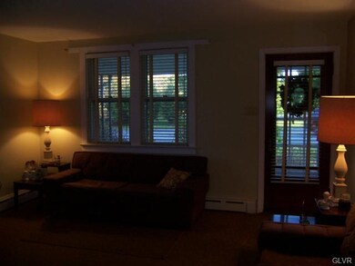 254 W Moorestown Rd, Wind Gap, PA 18091 - photo 4