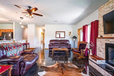 2400 Tanglewood St, Weatherford, TX 76085 - photo 6