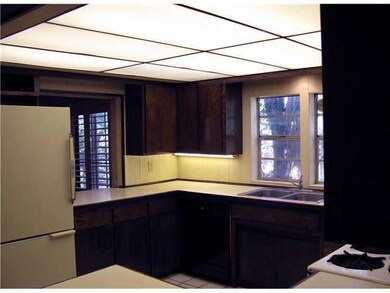 Kitchen. 13 6