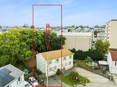 10 Beach St, Fall River, MA 02721 - photo 3