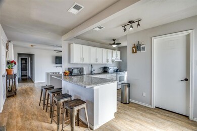 5748 Blackburn Dr, Joshua, TX 76058 - photo 7