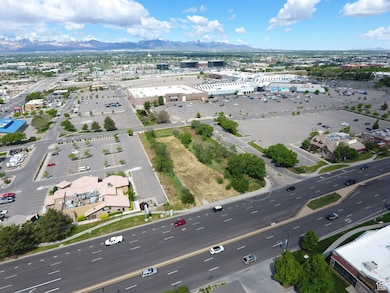 10510 S State St, Sandy, UT 84070 - photo 3