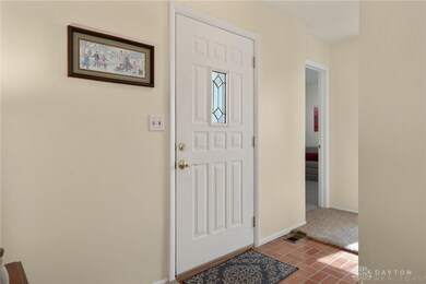 1670 Navajo Dr, Xenia, OH 45385 - photo 5