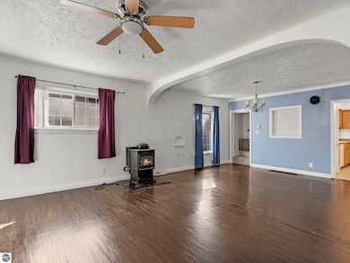 111 W Fourteenth St, Traverse City, MI 49684 - photo 5