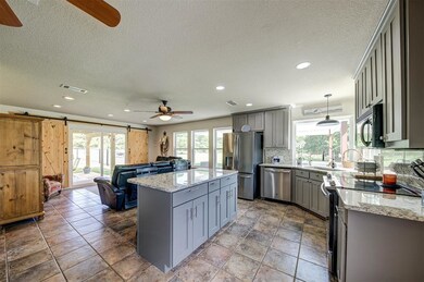 552 County Road 4594, Boyd, TX 76023 - photo 6