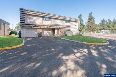 Driftwood Village unit 27, Springfield, OR 97477 - photo 2