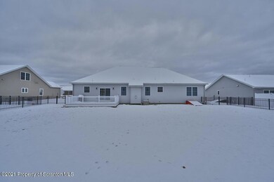 112 Falcon Ln, Archbald, PA 18403 - photo 2
