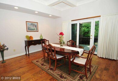 8104 Vista Point Ln, Fairfax Station, VA 22039 - photo 4