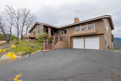 1039 NW Starlite Place, Grants Pass, OR 97526 - photo 3