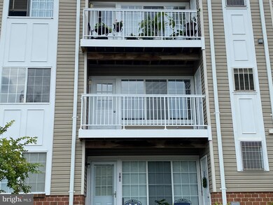 21 Tintern Ct unit 201, Lutherville Timonium, MD 21093 - photo 2