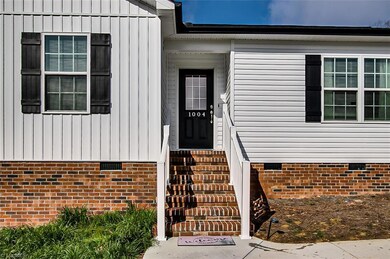 1004 Royalshire Ln, Asheboro, NC 27205 - photo 2
