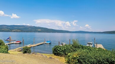 Community beach & docks