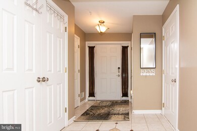 8719 Silent Ct, Odenton, MD 21113 - photo 3