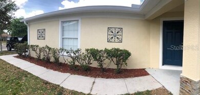 10122 Perthshire Cir, Land O Lakes, FL 34638 - photo 3