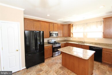 13861 Gullane Dr unit 61, Woodbridge, VA 22191 - photo 6