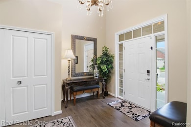 2294 Calibouge unit 31, Commerce Township, MI 48382 - photo 4