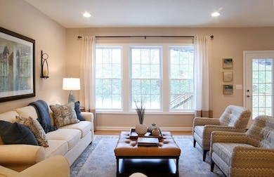 68 Brooksmont Dr unit 52, Holliston, MA 01746 - photo 3