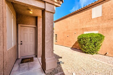 2112 E Nighthawk Way-5