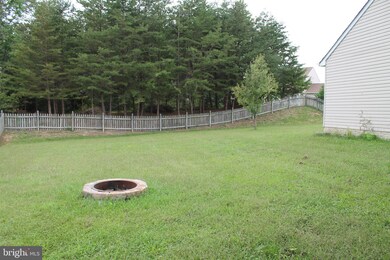 11214 Englewood Ct, Fredericksburg, VA 22407 - photo 4