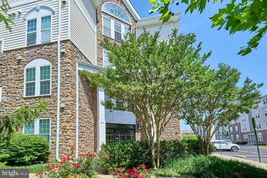 24701 Byrne Meadow Square unit 404, Aldie, VA 20105 - photo 3