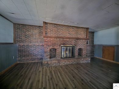 102 Feaster St, Windsor, MO 65360 - photo 4