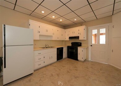 319 N 16th St, Allentown, PA 18102 - photo 5