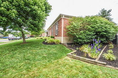 8407 Cloverport Dr, Louisville, KY 40228 - photo 6