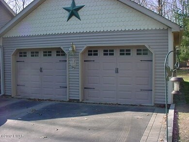 62 Moonbeam Cir, Hawley, PA 18428 - photo 7