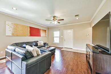3902 Luca St, Houston, TX 77021 - photo 5