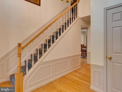 16904 Cass Brook Ln, Woodbridge, VA 22191 - photo 3