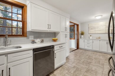 4 Champa Rd, Billerica, MA 01821 - photo 6