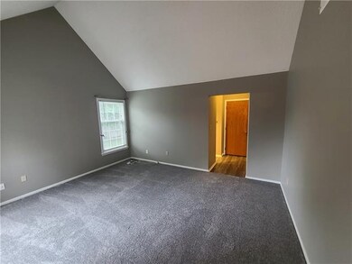 1301 NW Village Dr unit C, Blue Springs, MO 64015 - photo 6