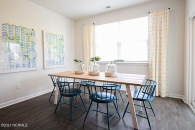 6 - Aria by DR Horton-Dining