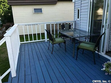 Deck.