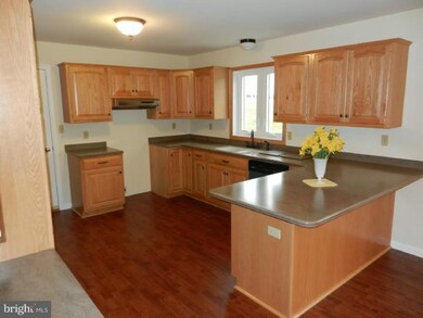 279 Schappell Rd, Hamburg, PA 19526 - photo 4