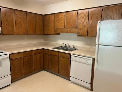 221 Grand Ave W unit 104, South Saint Paul, MN 55075 - photo 6