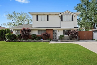 6315 W 83rd Place, Burbank, IL 60459 - photo 2