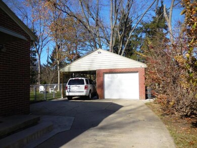 1 car garage