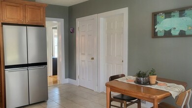 58 Rich St unit 4, Waltham, MA 02451 - photo 5