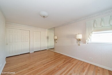 2024 Plainfield Dr, Des Plaines, IL 60018 - photo 4