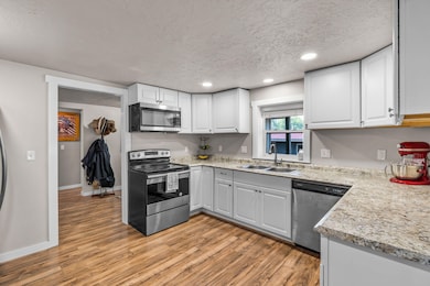 120 NE Spruce Ln, Prineville, OR 97754 - photo 6