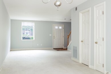 003-photo-living-room-6075987