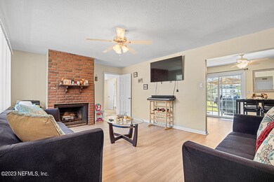 2202 Jammes Rd, Jacksonville, FL 32210 - photo 6