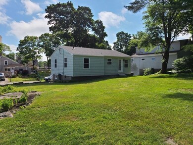 22 Lindbergh Ave, Weymouth, MA 02188 - photo 5