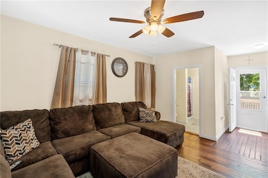 122 Roger Williams Ave, Providence, RI 02907 - photo 4