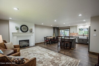 9_Living Room